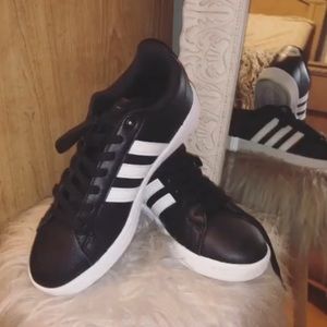 Advantage Adidas Shoes